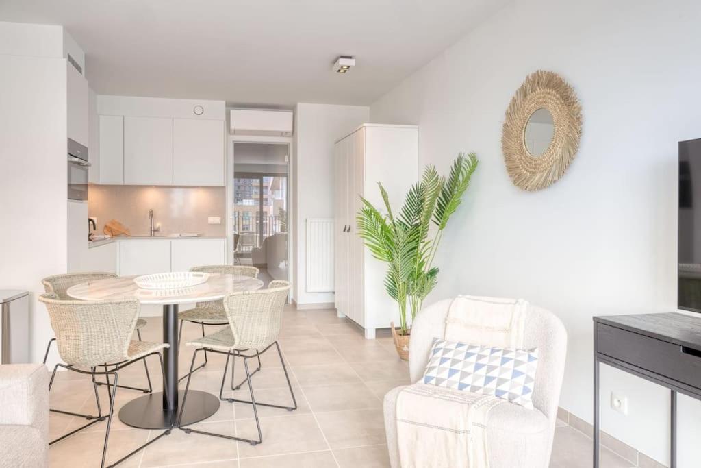 Appartement 4-person By *